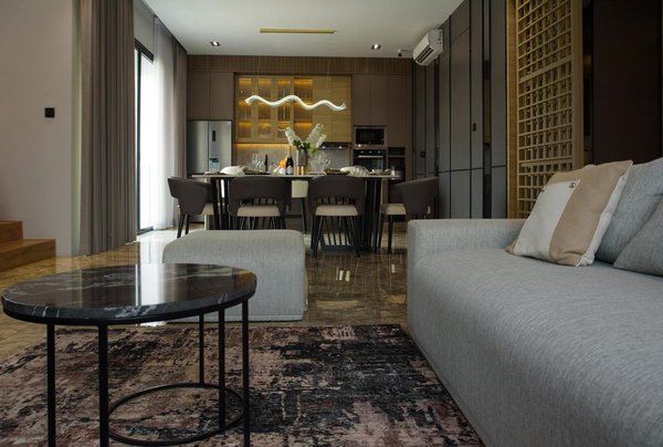 How can you recreate a traditional Lancashire hotpot?